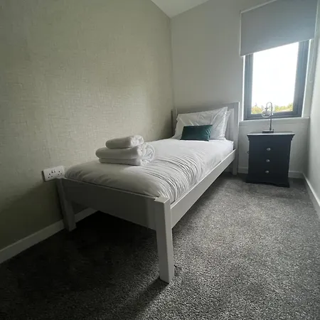 The Peaks Three Bed Apartment Aviemore Exterior photo
